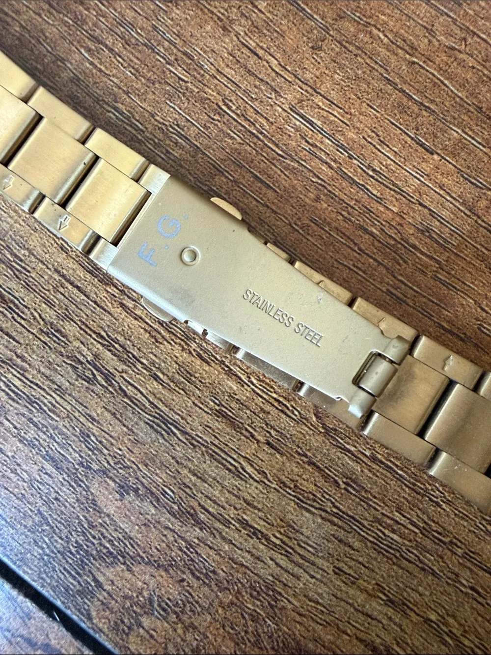 Apple Gold Stainless Steel Link Watch Band for Women